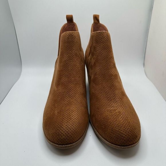 CUSHIONAIRE Women's wedge bootie +Memory Foam 9.5 WIDE CHESTNUT - Picture 2 of 7